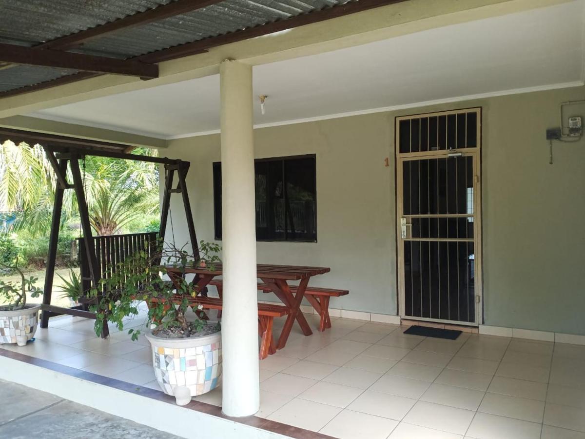 Mb Camp Singkil Hotel Gosongtelaga Exterior foto
