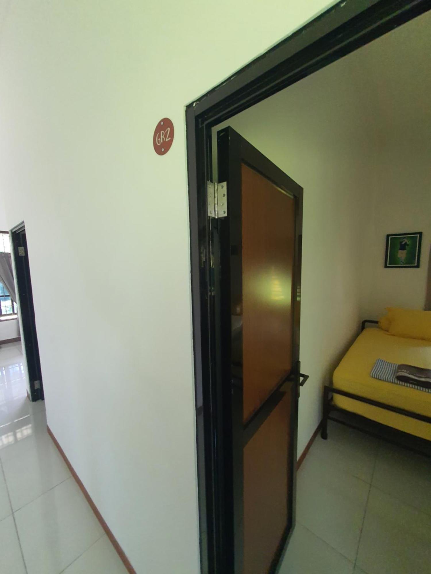 Mb Camp Singkil Hotel Gosongtelaga Exterior foto