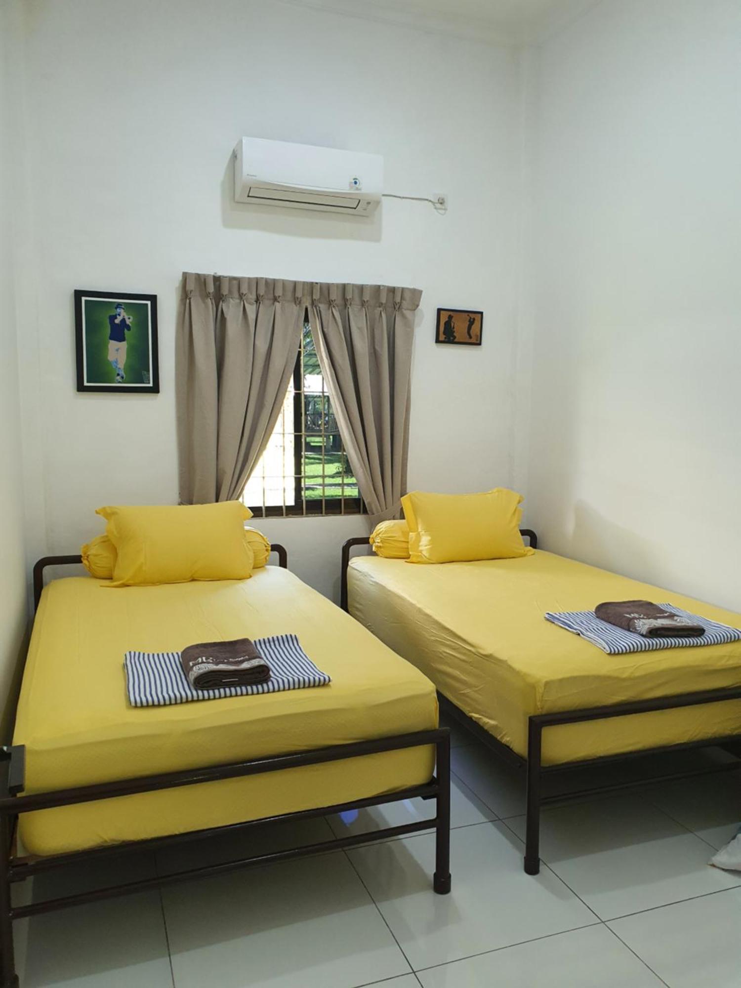Mb Camp Singkil Hotel Gosongtelaga Exterior foto