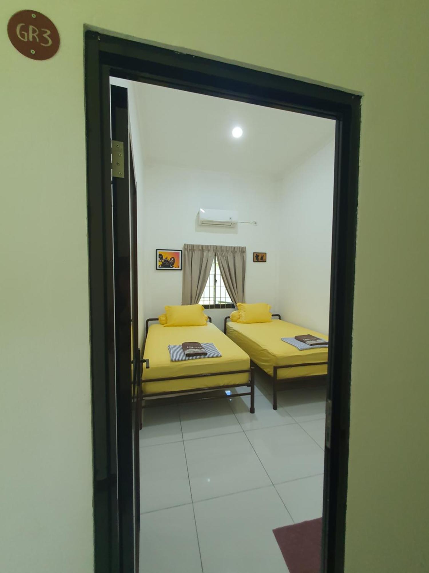 Mb Camp Singkil Hotel Gosongtelaga Exterior foto